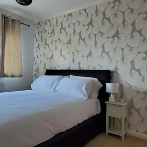 Apni Homes! Holiday home Birstall (West Yorkshire)